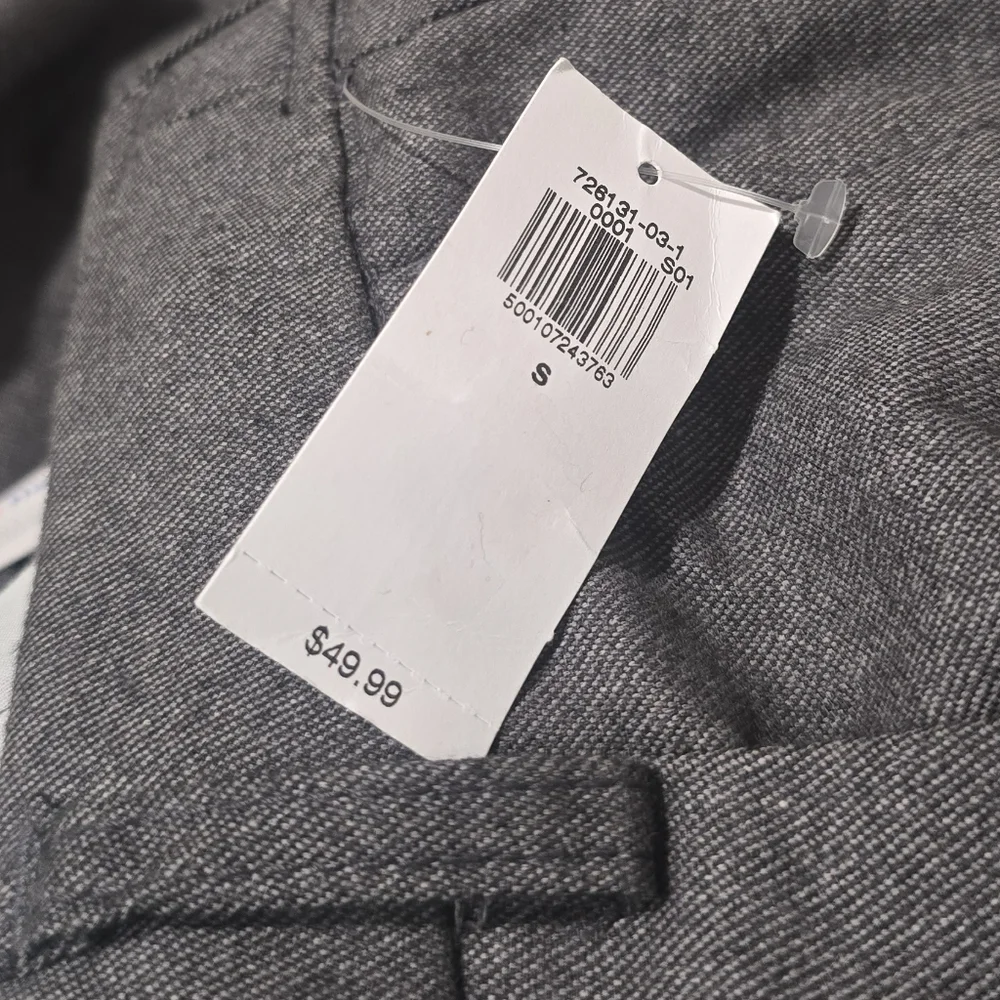 Old Navy Loose Taper Built-In Flex Pleated Chino Pants